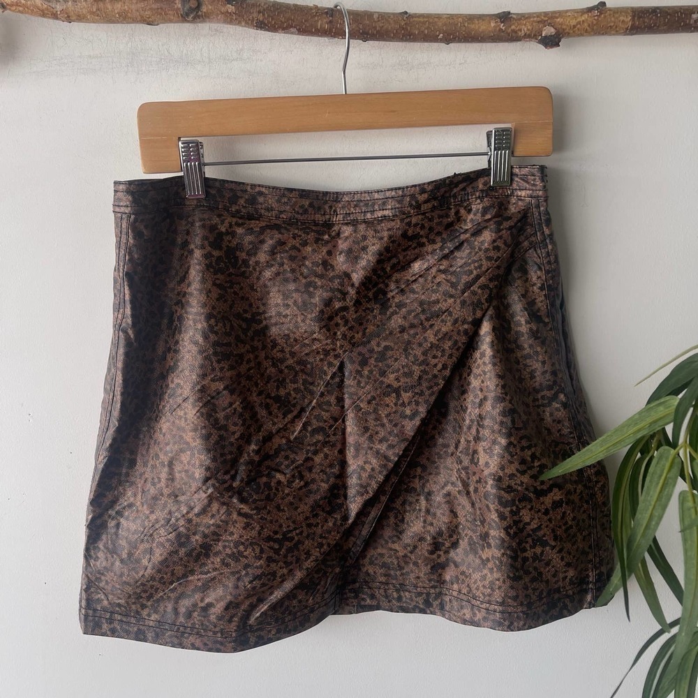 Free People Skirt Womens 12 Brown Black Fake Out Leopard Print Faux Leather Mini